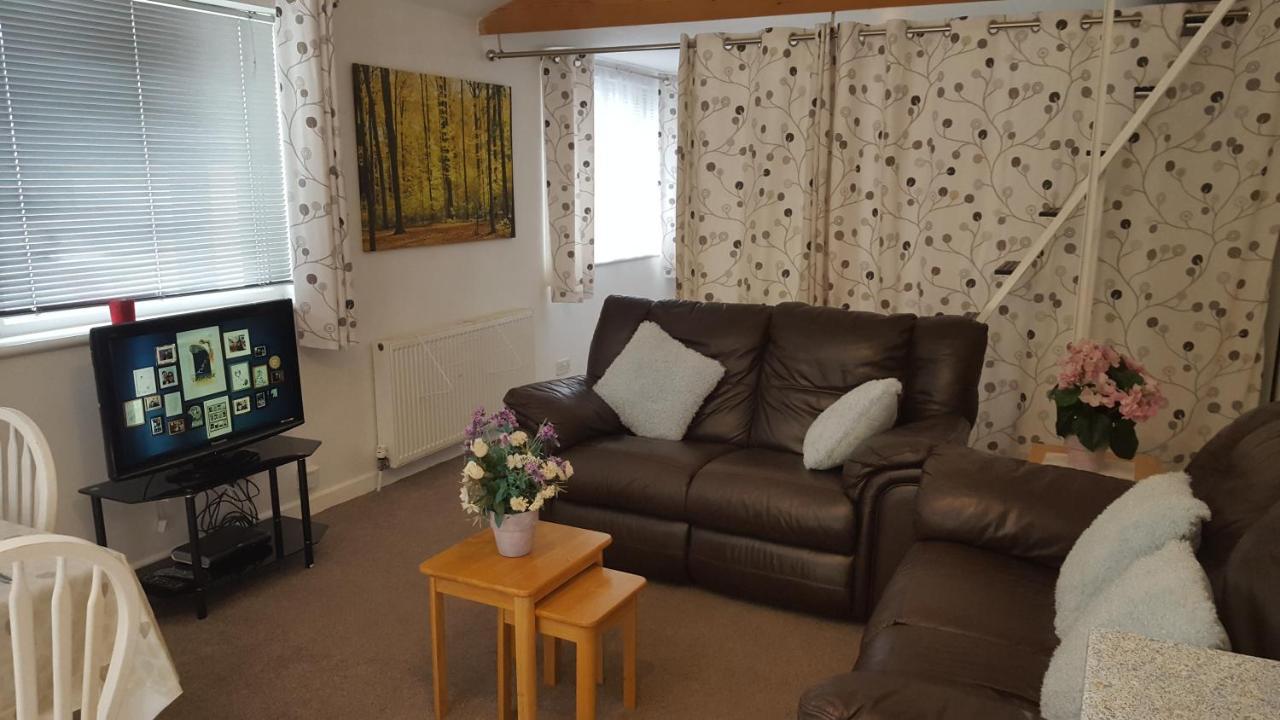 Immaculate 1-Bed Lodge Newton Abbot Torquay Kingskerswell エクステリア 写真